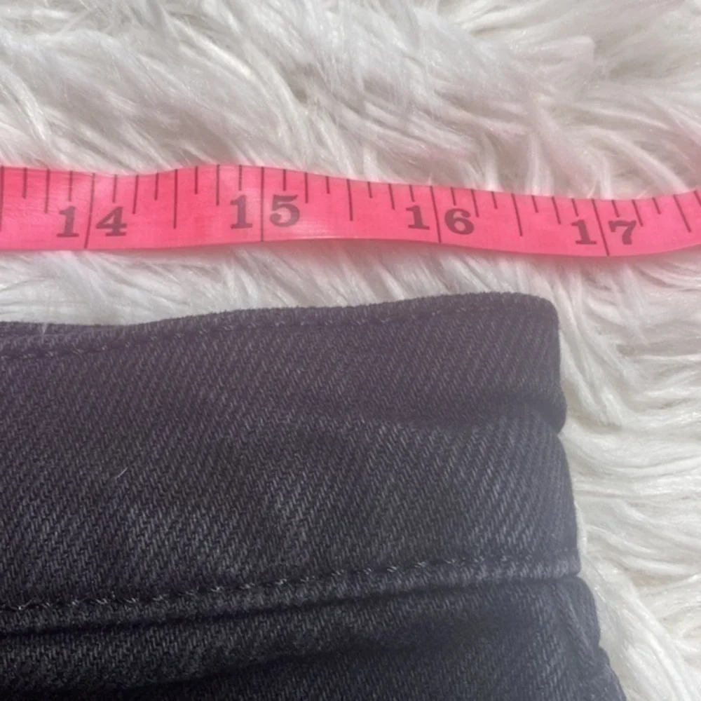 Reformation Charlie high rise jean short in Seattle 31 NWT
